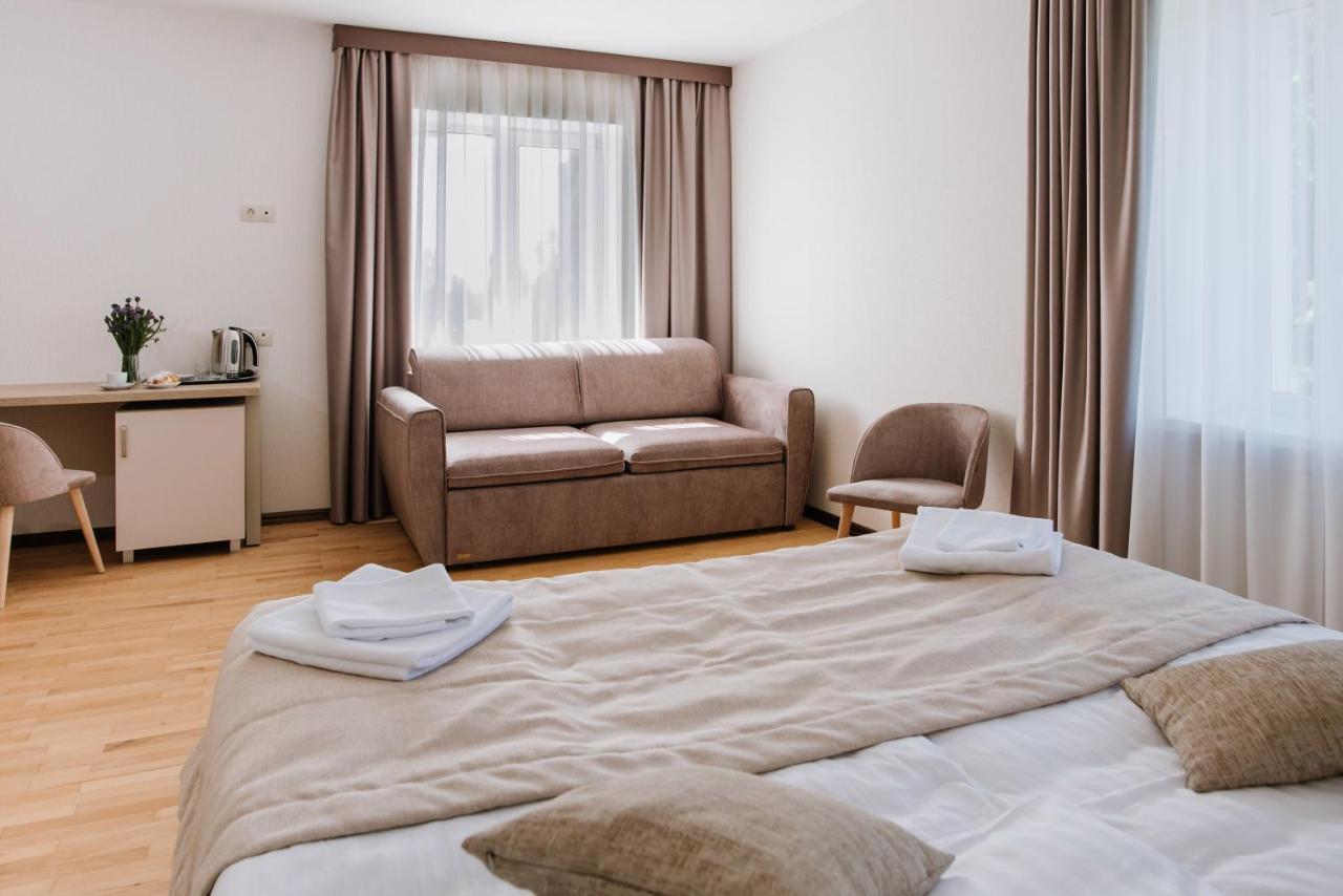 Оранта Hotell Truskavets Exteriör bild