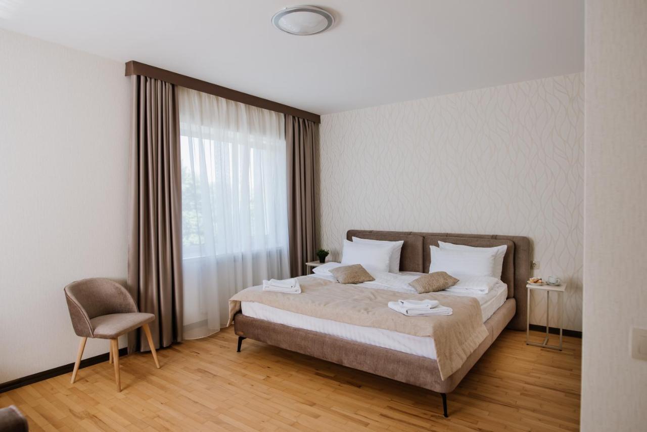Оранта Hotell Truskavets Exteriör bild