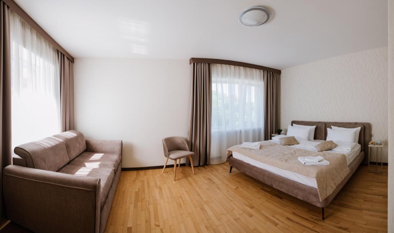 Оранта Hotell Truskavets Exteriör bild