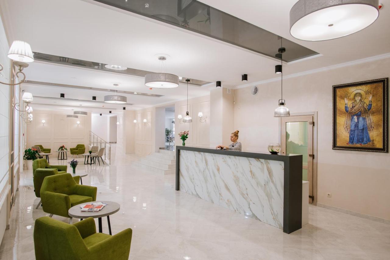 Оранта Hotell Truskavets Exteriör bild