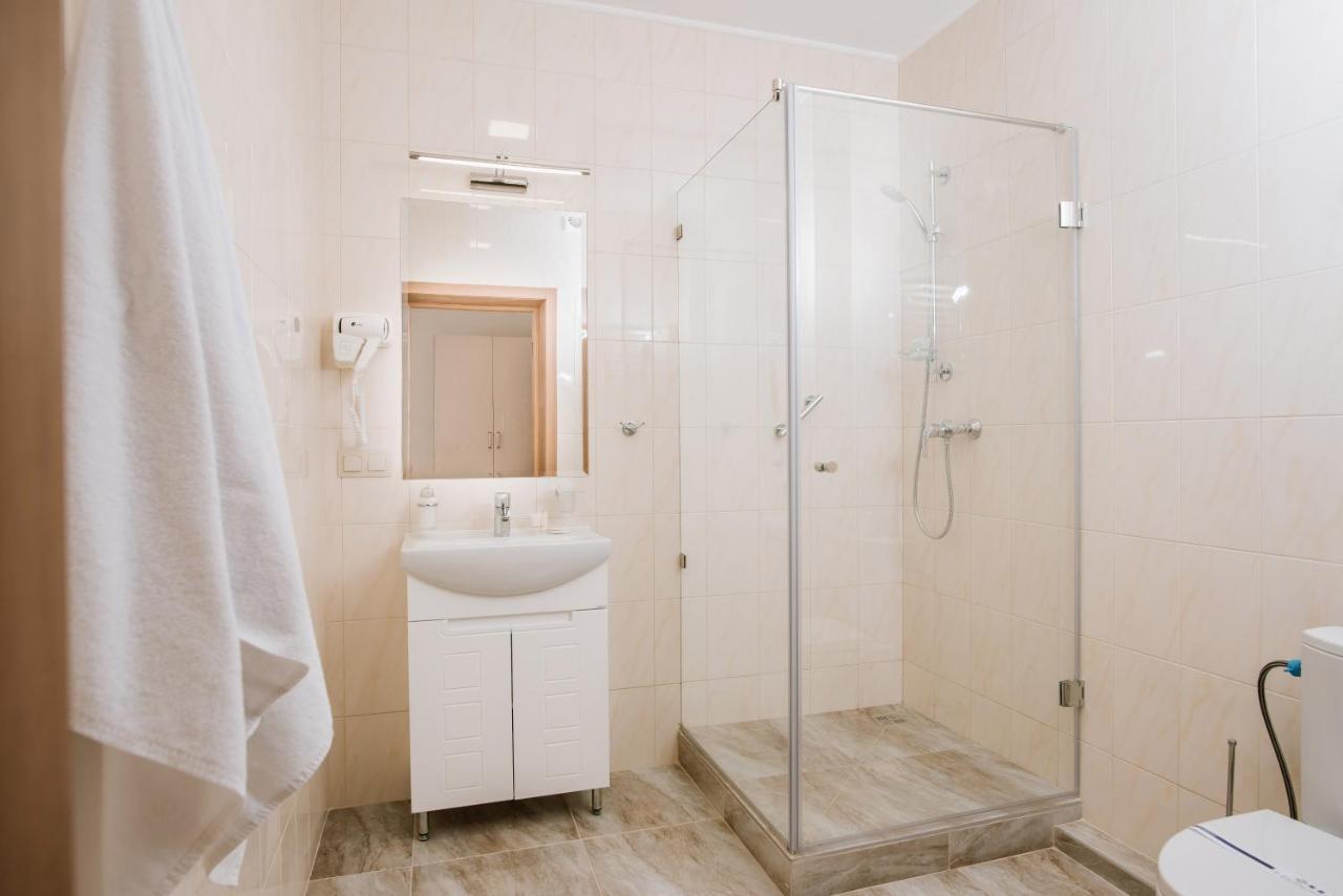 Оранта Hotell Truskavets Exteriör bild